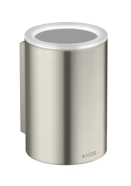 Zahnbürstenhalter aus Edelstahl mit einer runden Form und einer glatten Oberfläche. Markierung "AXOR" auf der Frontseite. Gehalten von einer Befestigung.